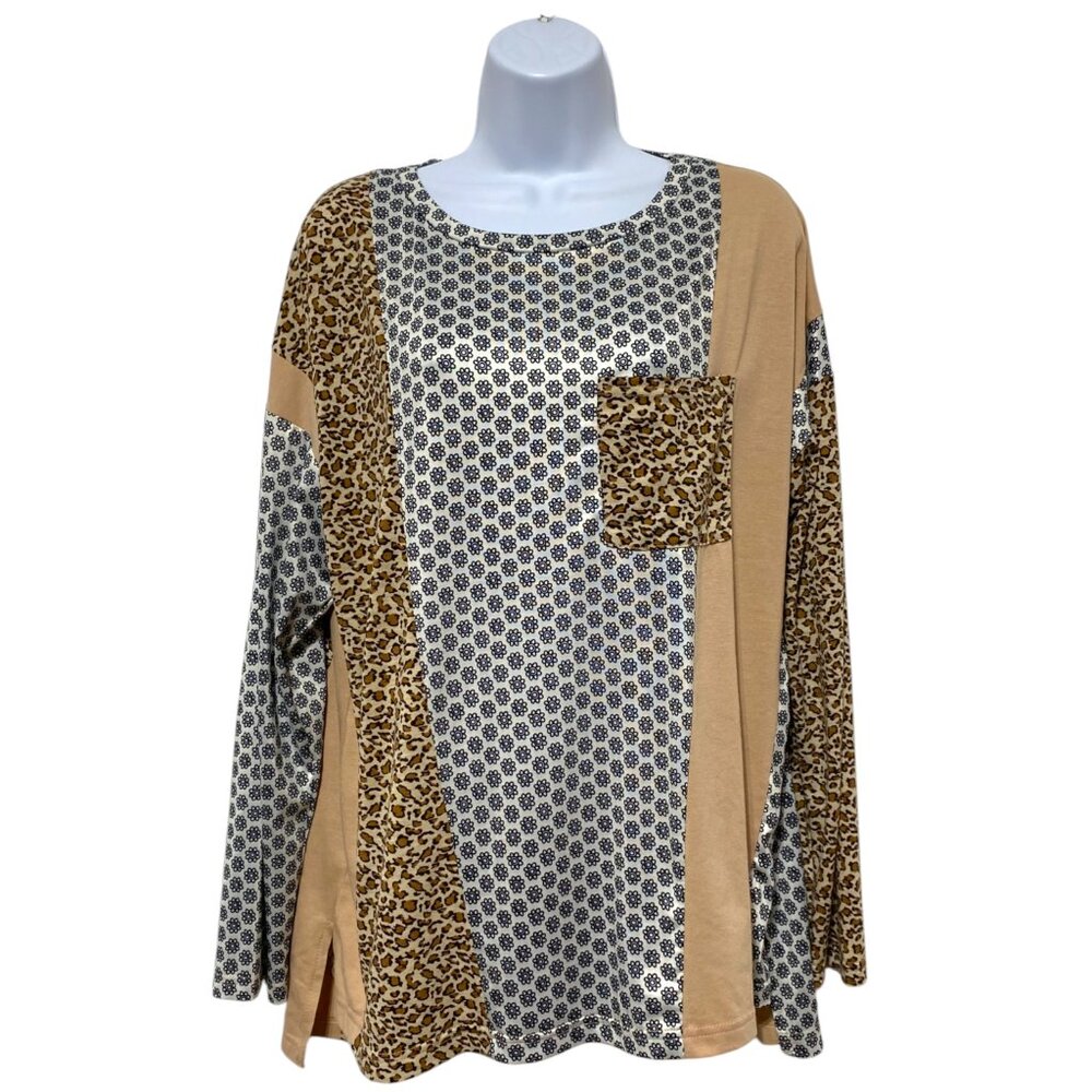 Women's Small Long Sleeve Pullover Top Animal And Floral Design By-Hailey & Co.